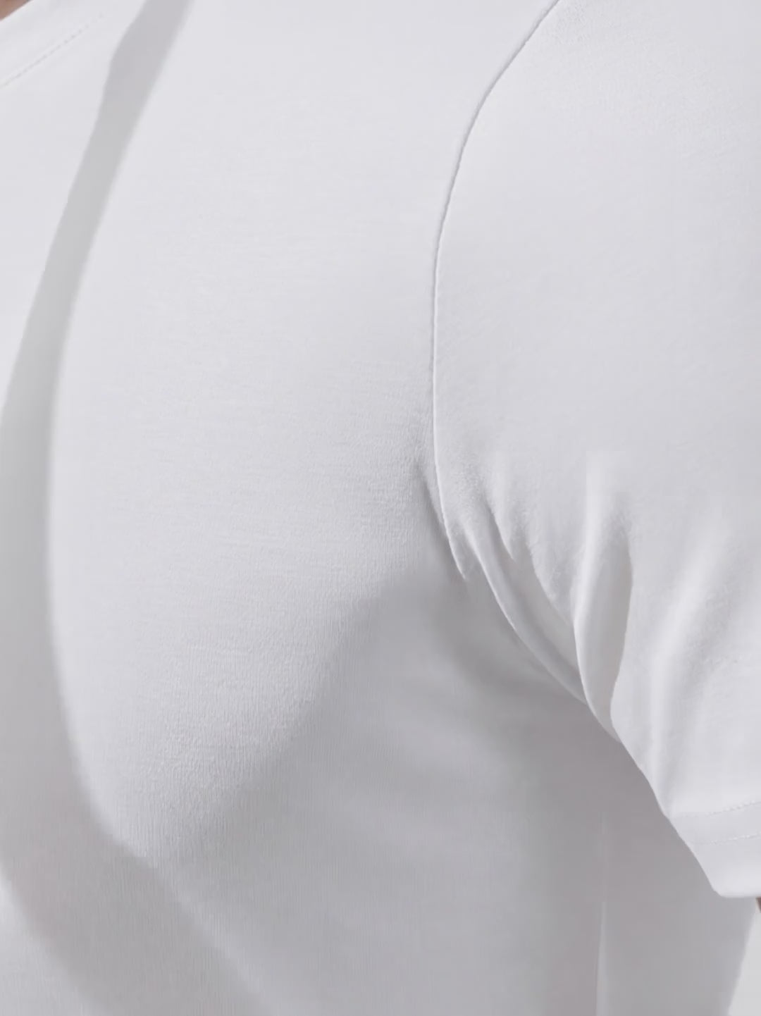 SPILL RESESTANT TEE
